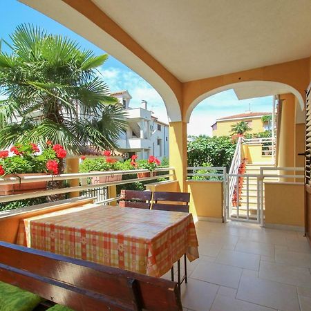 Ferienwohnung Alenka Orange Novigrad Istria Exterior foto
