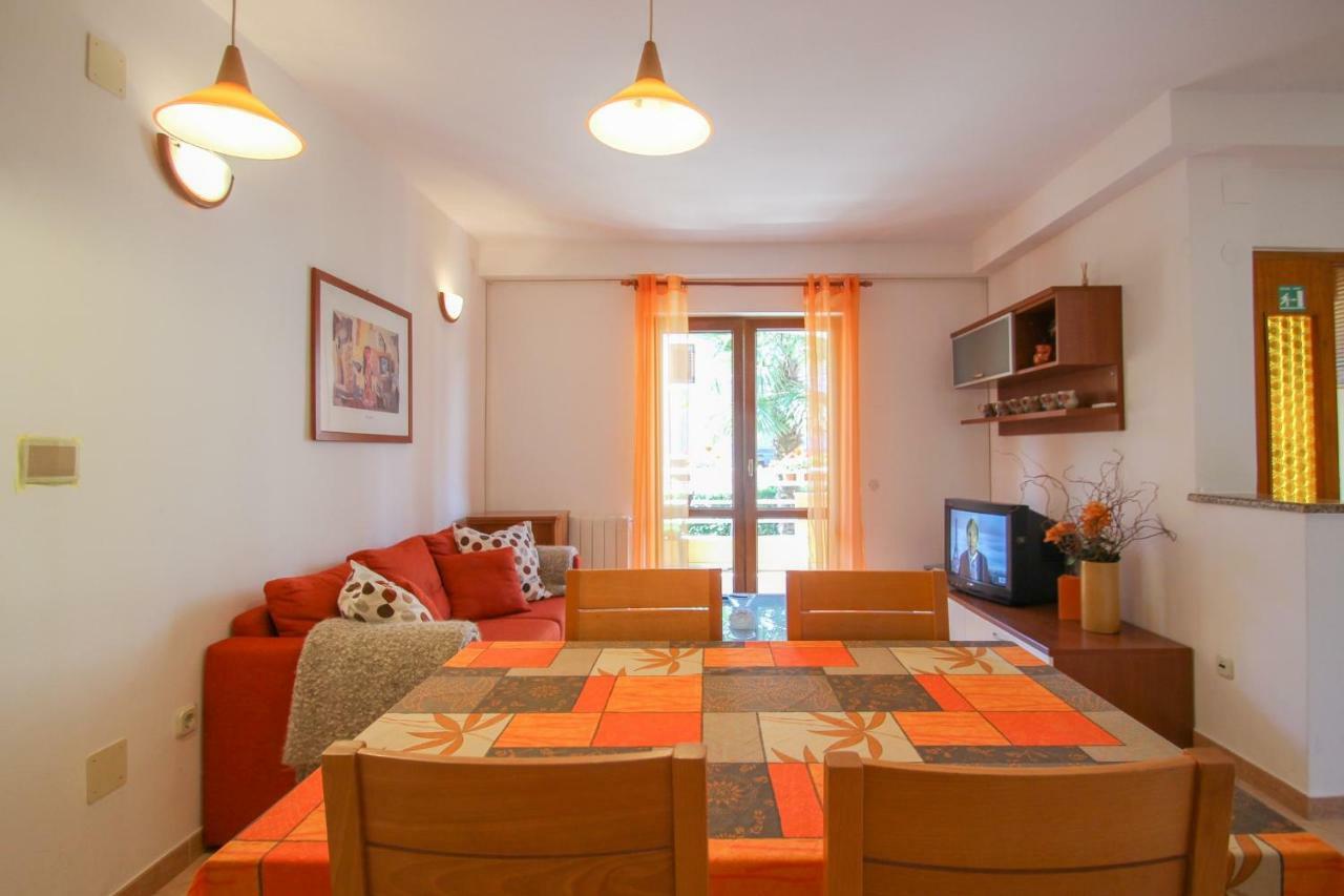 Ferienwohnung Alenka Orange Novigrad Istria Exterior foto