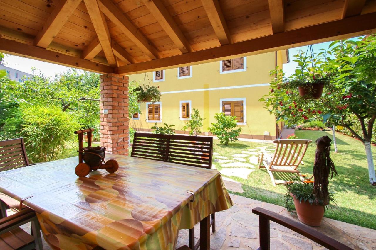 Ferienwohnung Alenka Orange Novigrad Istria Exterior foto
